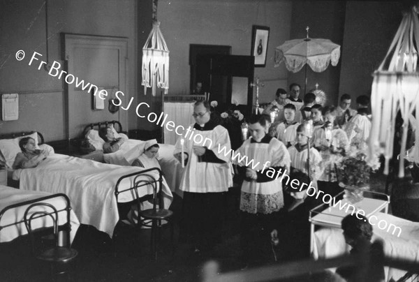 ST VINCENT'S HOSPITAL (STEPHEN'S GREEN) 40HRS PROCESSION